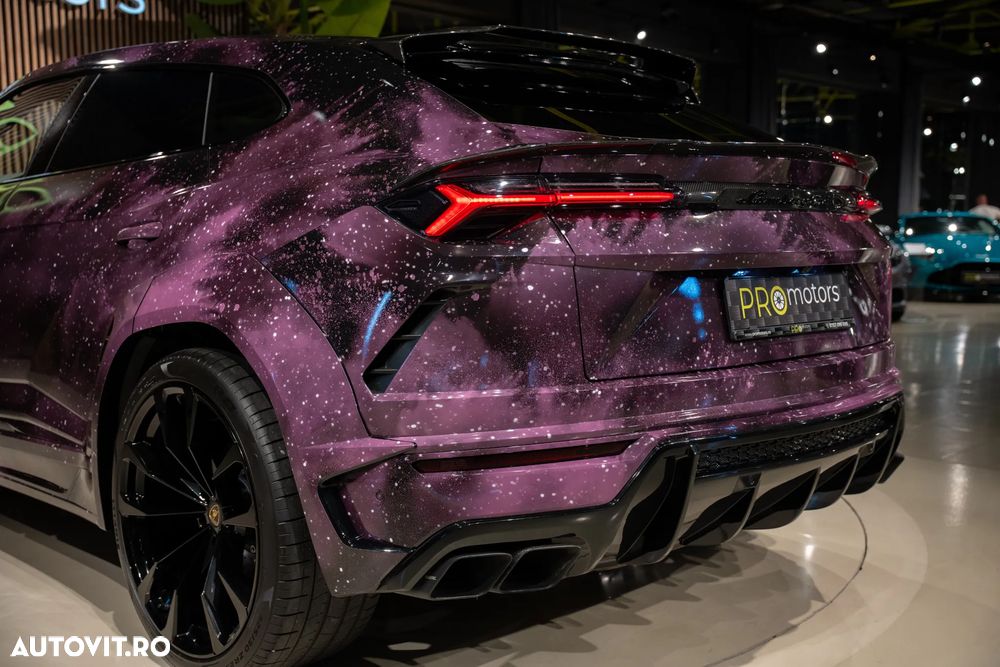 Lamborghini URUS - 10