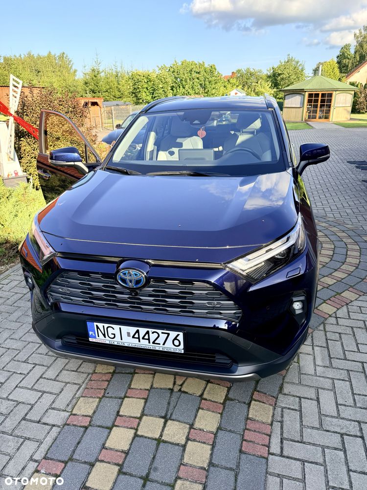 Toyota RAV4 - 1