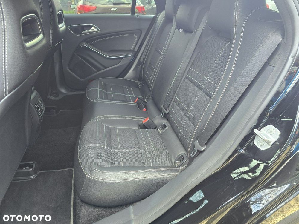 Mercedes-Benz CLA - 15