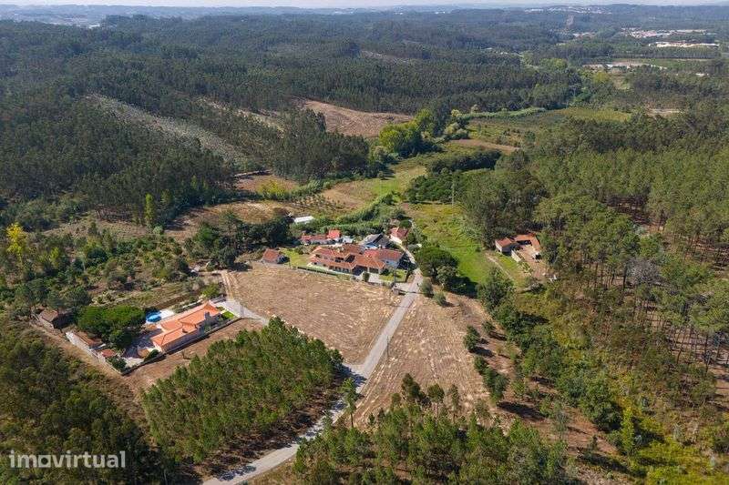 Terreno construção de moradias em local agradável - Grande imagem: 2/12