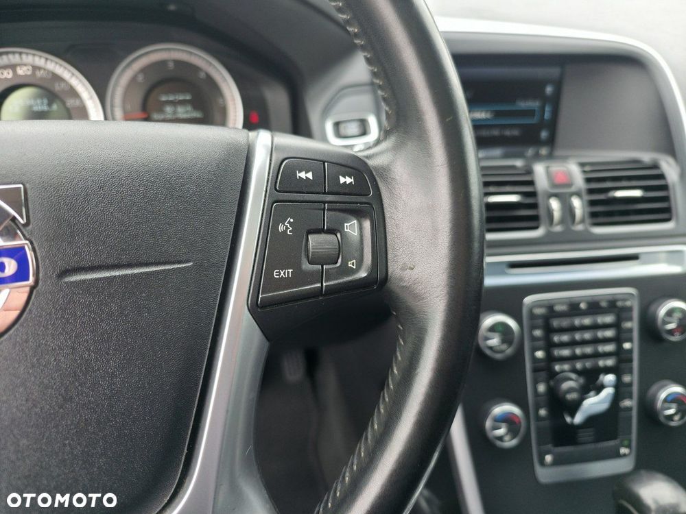 Volvo XC 60 - 21