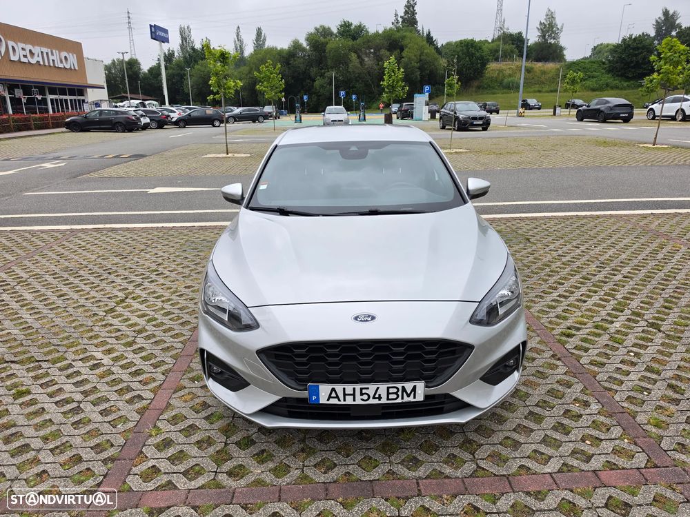 Ford Focus 1.0 EcoBoost MHEV ST-Line - 4
