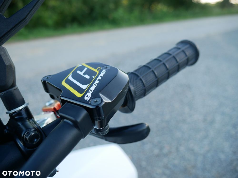Suzuki Inny - 29