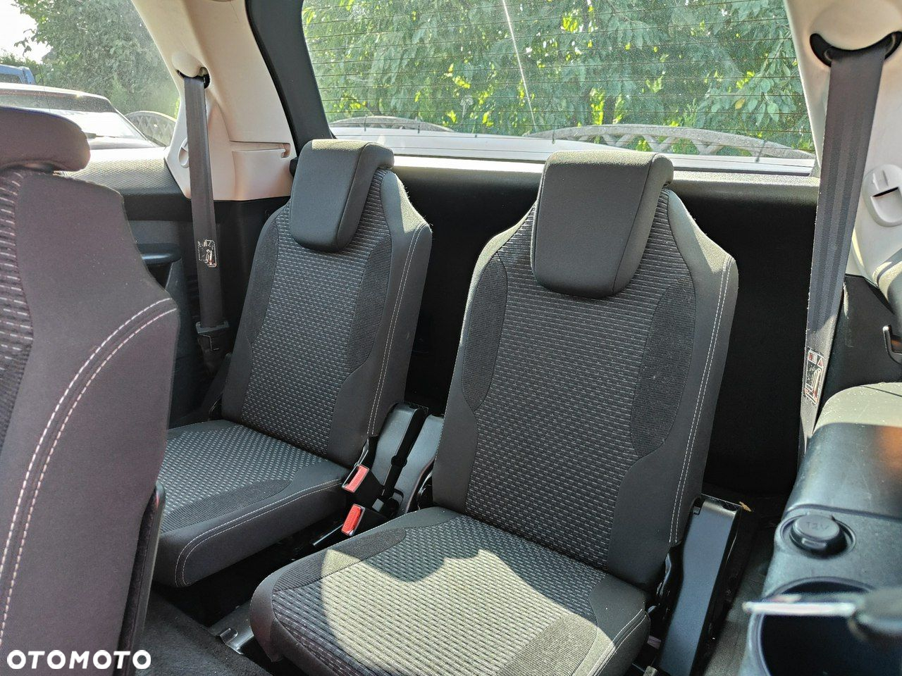 Citroën C4 Grand Picasso 2.0 HDi Equilibre Navi Exclusive MCP - 29