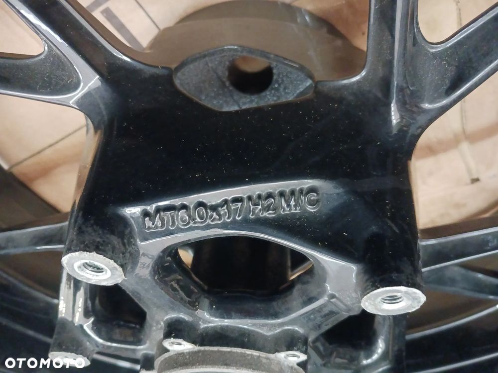 BMW S 1000 XR 15-19 FELGA TYŁ 17 x 6.00 85711760 - 8