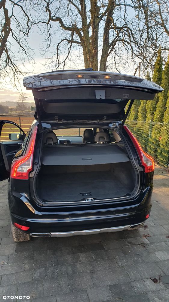 Volvo XC 60 D5 AWD Summum - 13