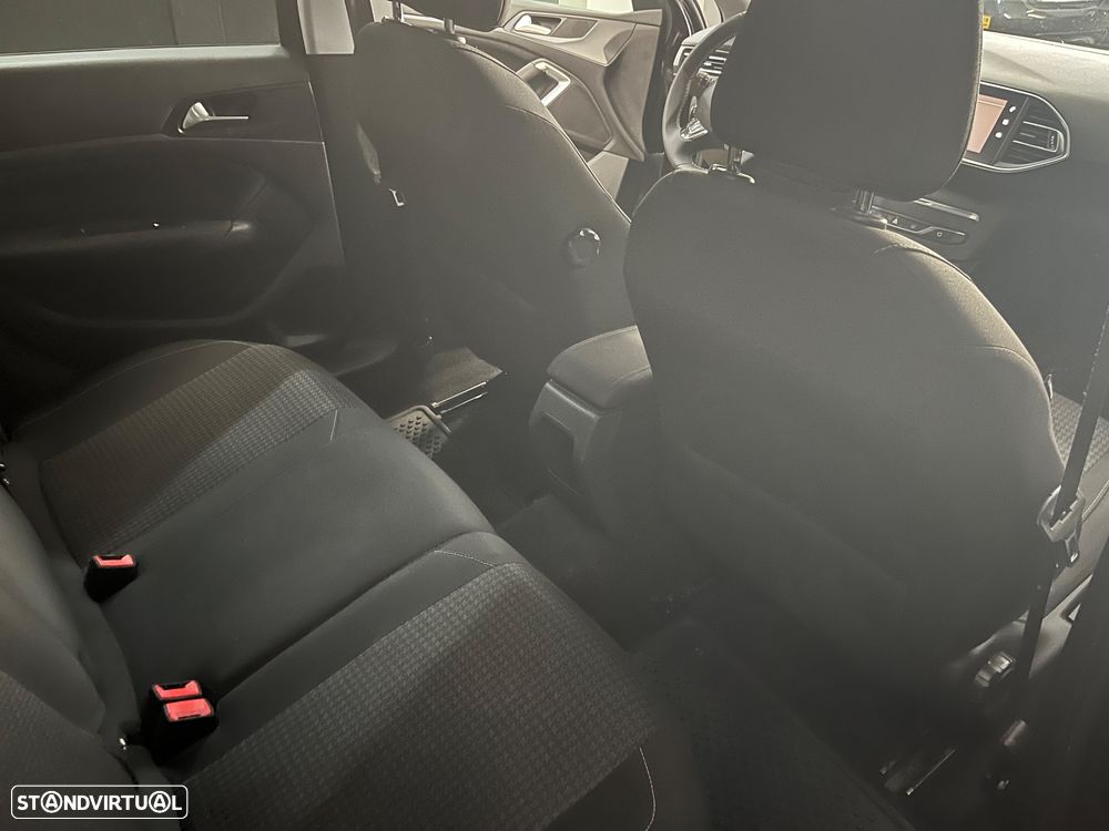 Peugeot 308 SW 1.6 BlueHDi Active - 16