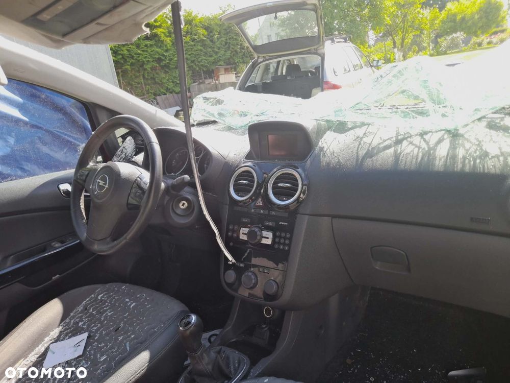 Opel Corsa - 3