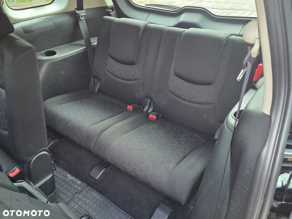 Mazda 5 2.0 CD Exclusive + - 12