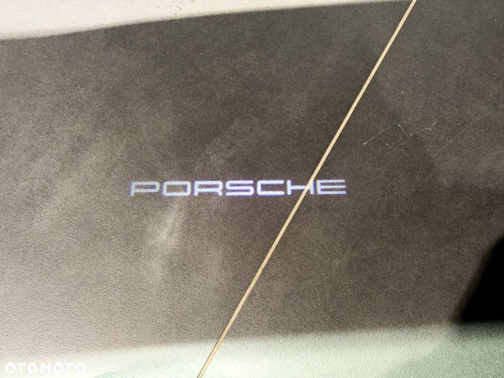 Porsche 911 - 16