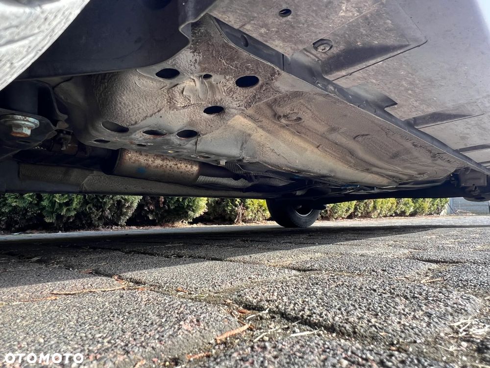 Ford Tourneo Courier 1.0 EcoBoost S&S Trend - 33