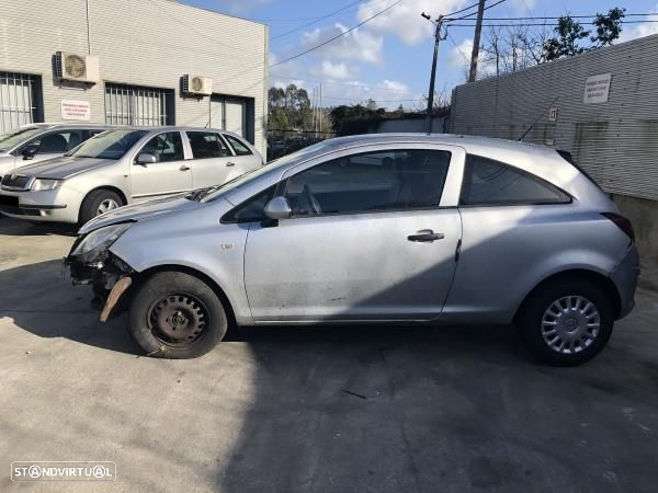 Para Peças Opel Corsa D Van (S07) - 2