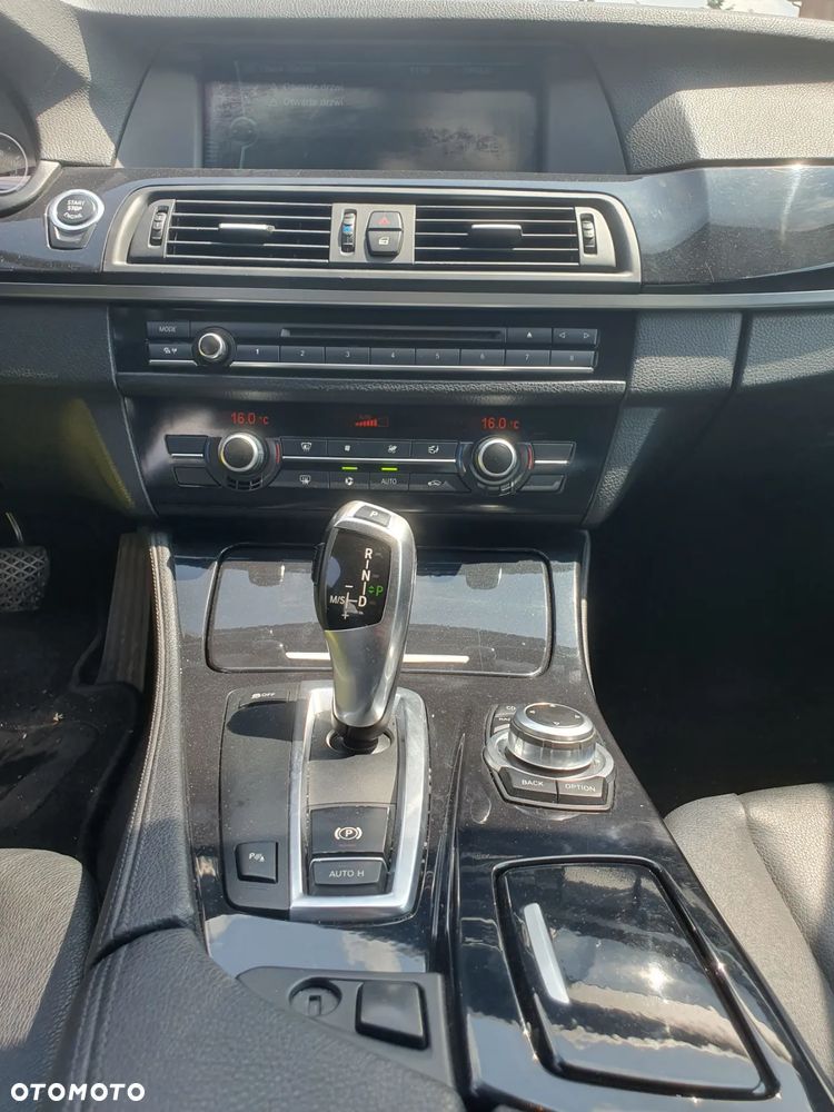 BMW Seria 5 520d - 20