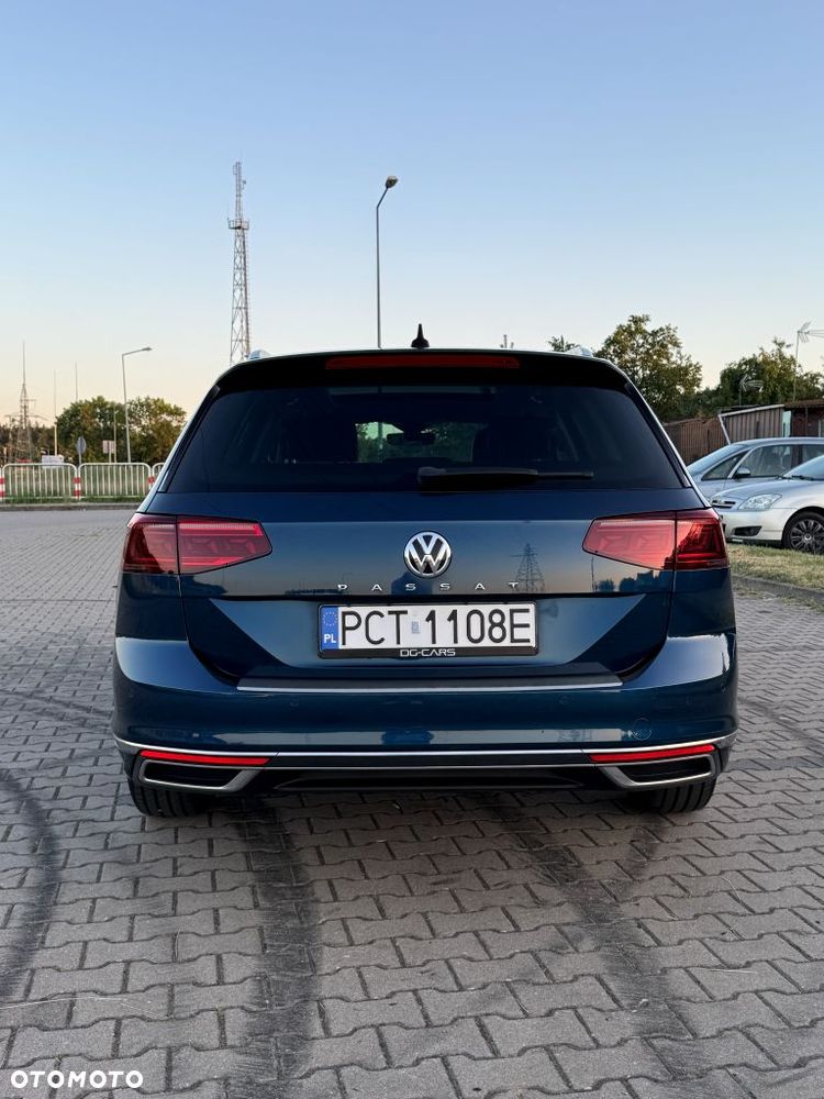 Volkswagen Passat 2.0 TDI 4Mot Elegance DSG - 9