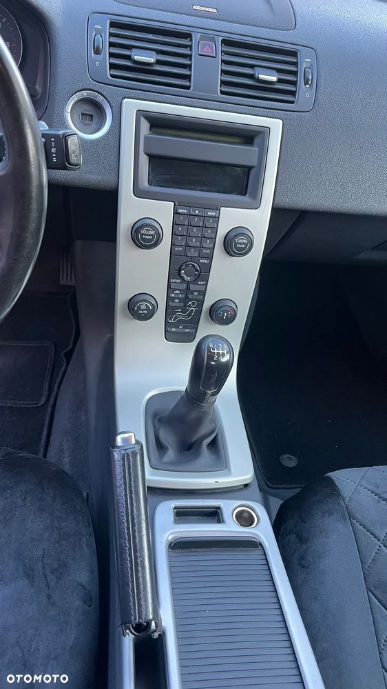 Volvo C30 2.0D Momentum - 17