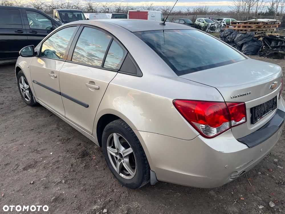 Chevrolet Cruze 1.7TD LT+ - 4