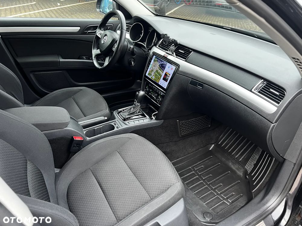 Skoda Superb 1.8 TSI DSG Ambition - 7