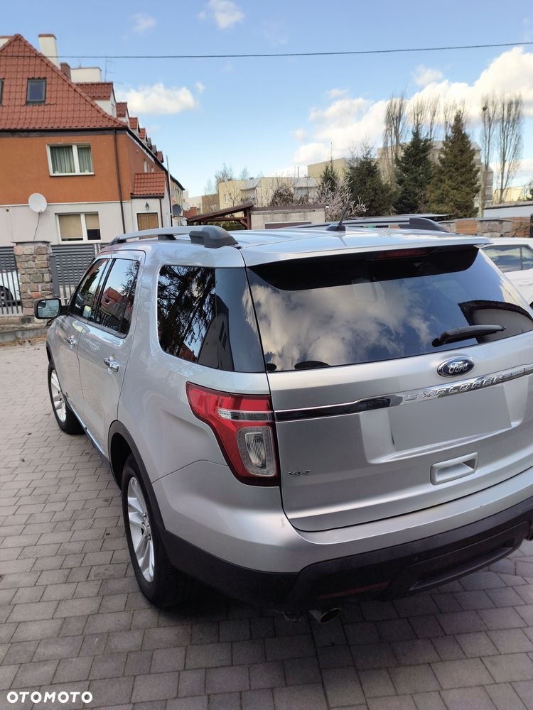 Ford Explorer - 8