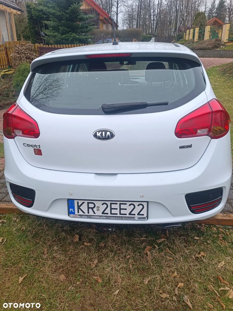 Kia Ceed 1.6 CRDi L - 3