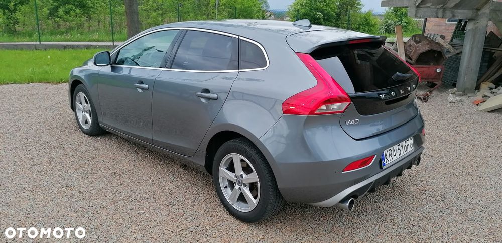 Volvo V40 T3 Drive-E R-Design Momentum - 10