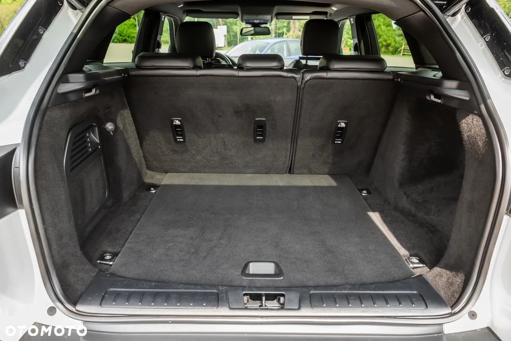 Land Rover Range Rover Evoque D150 R-Dynamic SE - 30