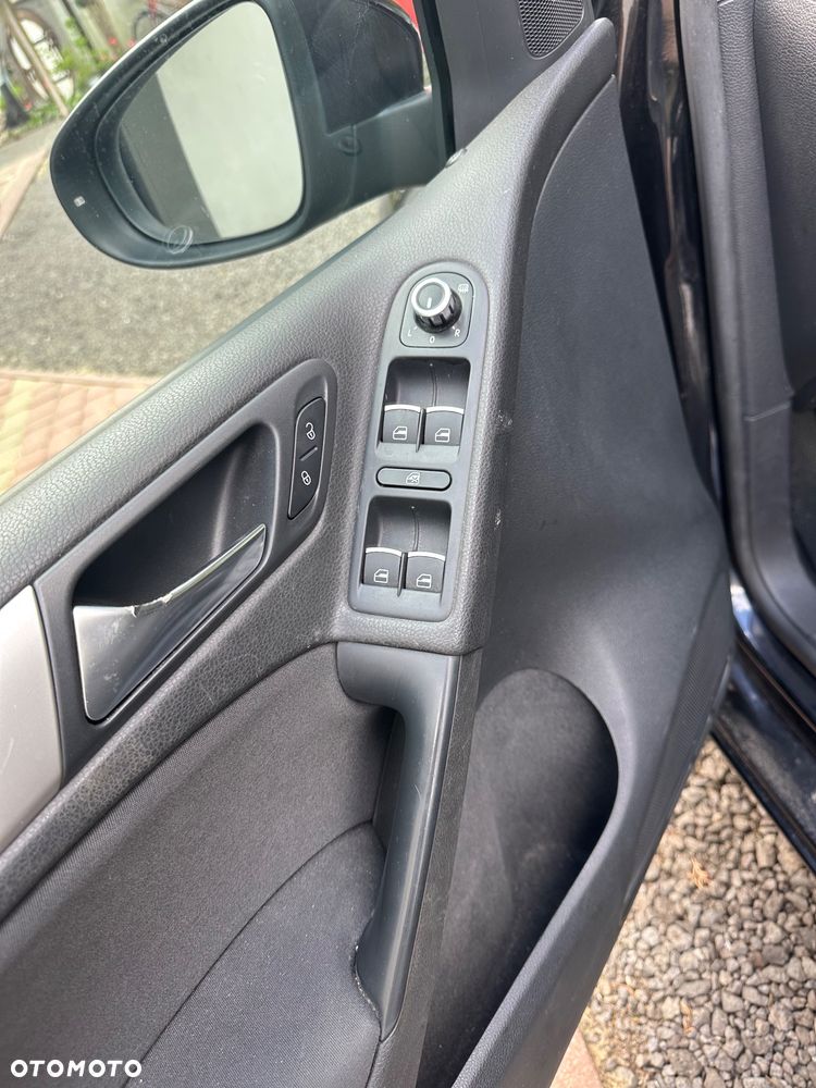 Volkswagen Golf 1.4 TSI Highline - 26