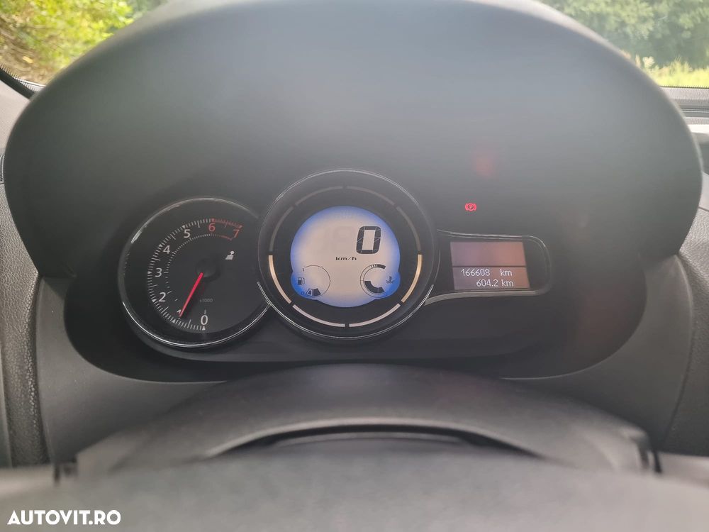 Renault Fluence 1.6 Authentique - 20