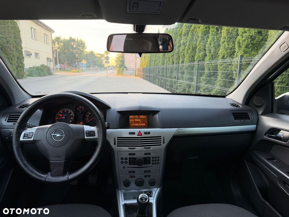 Opel Astra 1.6 Exklusiv - 17