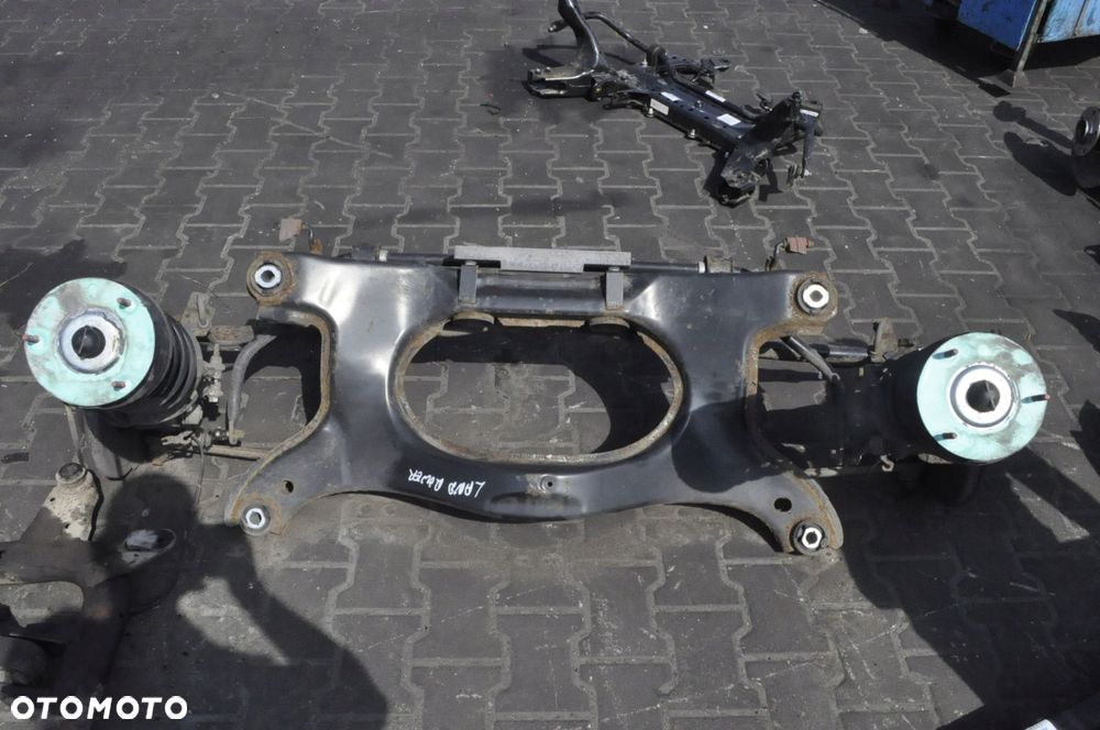 RANGE ROVER EVOQUE 2.0 D ZAWIESZENIE BELKA TYŁ - 1