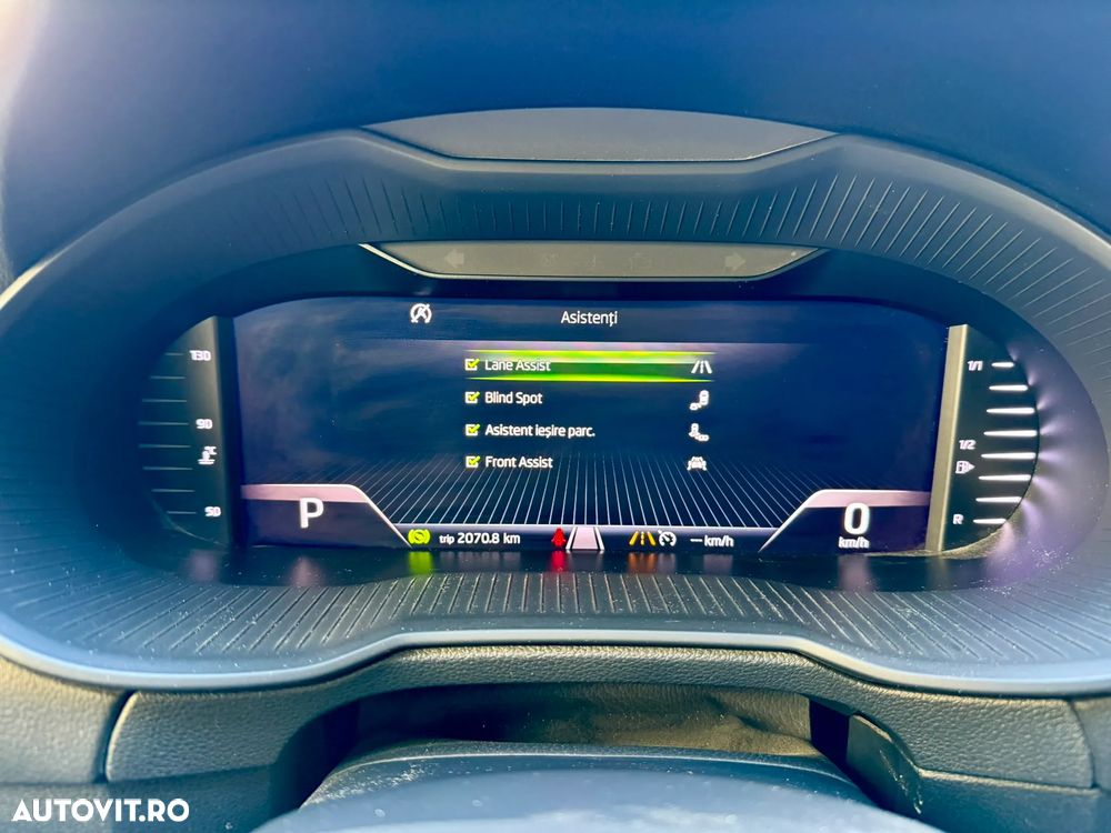 Skoda Octavia 1.6 TDI DPF DSG Ambiente - 13