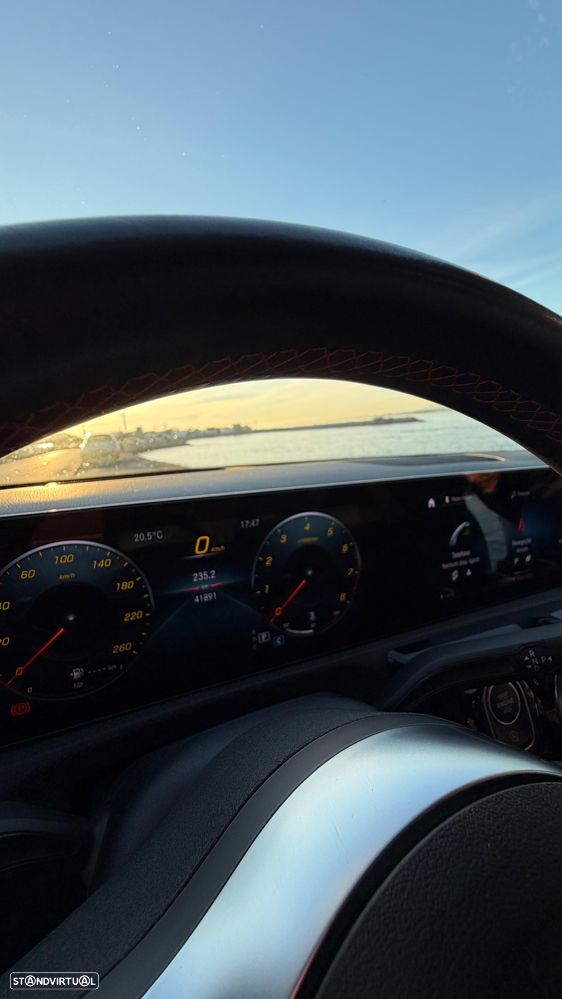 Mercedes-Benz CLA 200 7G-DCT AMG Line - 18