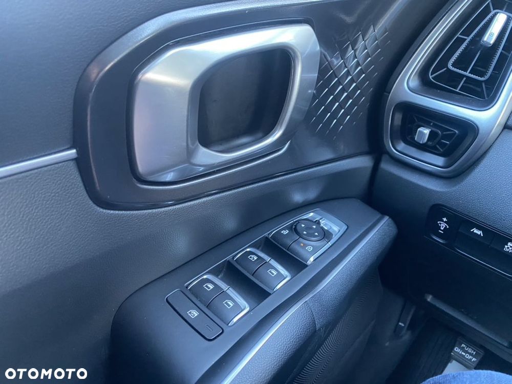 Kia Sorento - 28