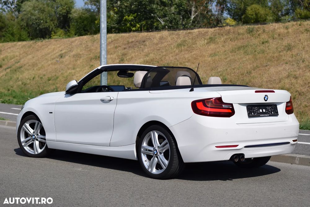 BMW Seria 2 220d Sport-Aut. - 30