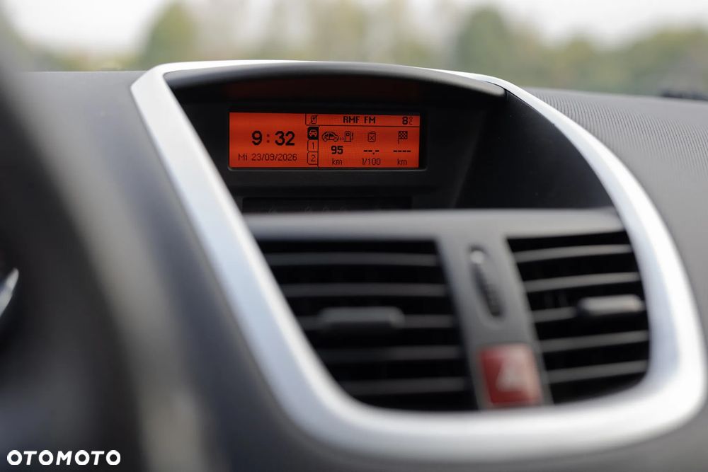 Peugeot 207 1.4 - 35