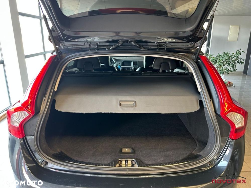 Volvo V60 Cross Country D3 Drive-E Momentum - 7