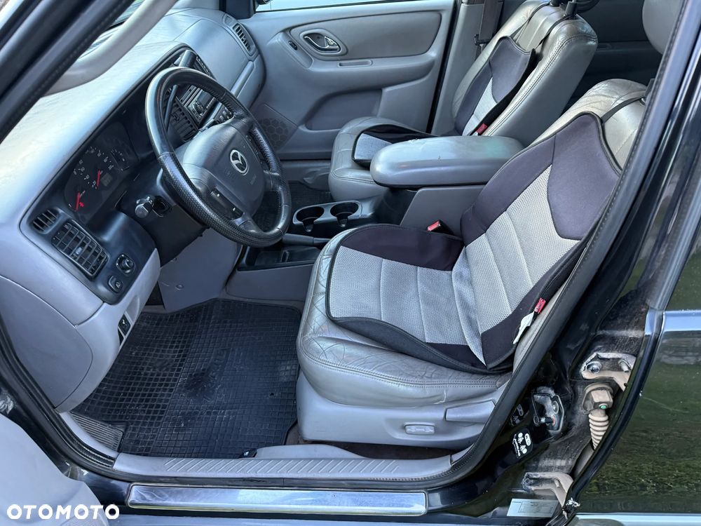 Mazda Tribute V6 4x4 Adventure Exclusive - 5
