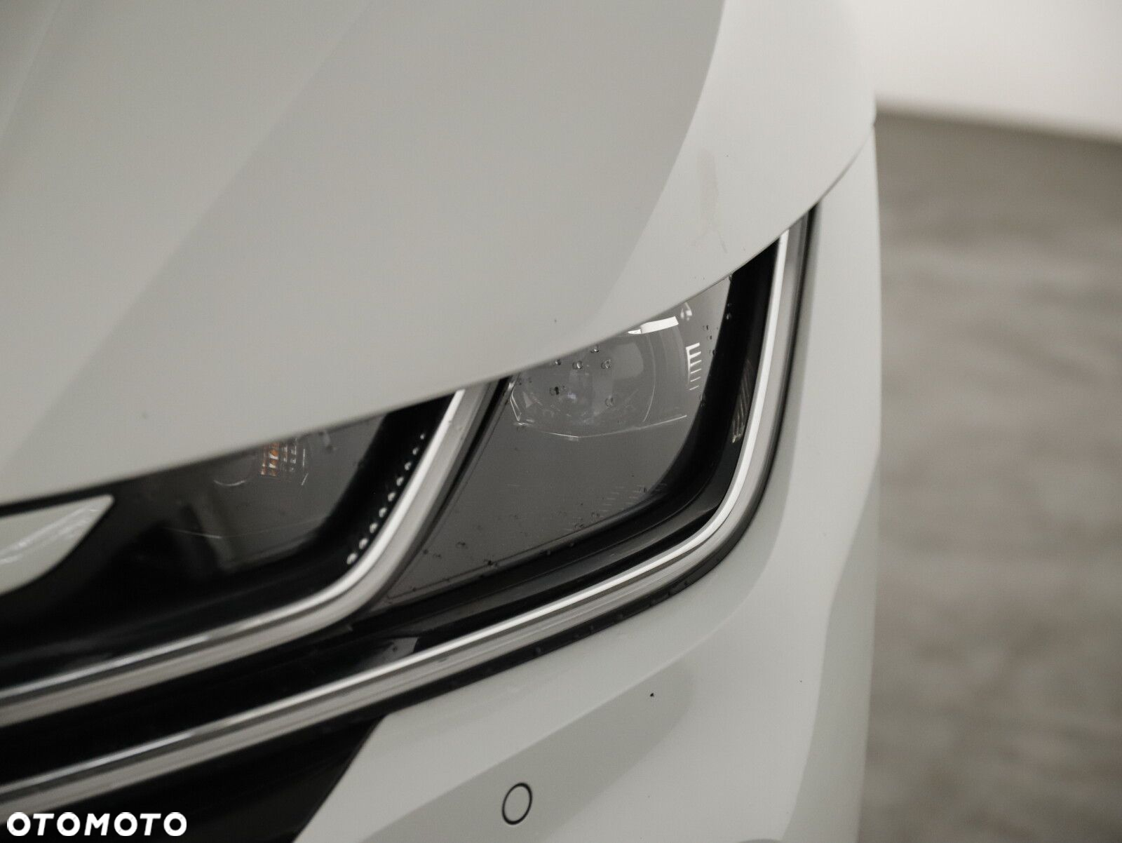 Volkswagen Arteon 2.0 TSI R-Line DSG - 29