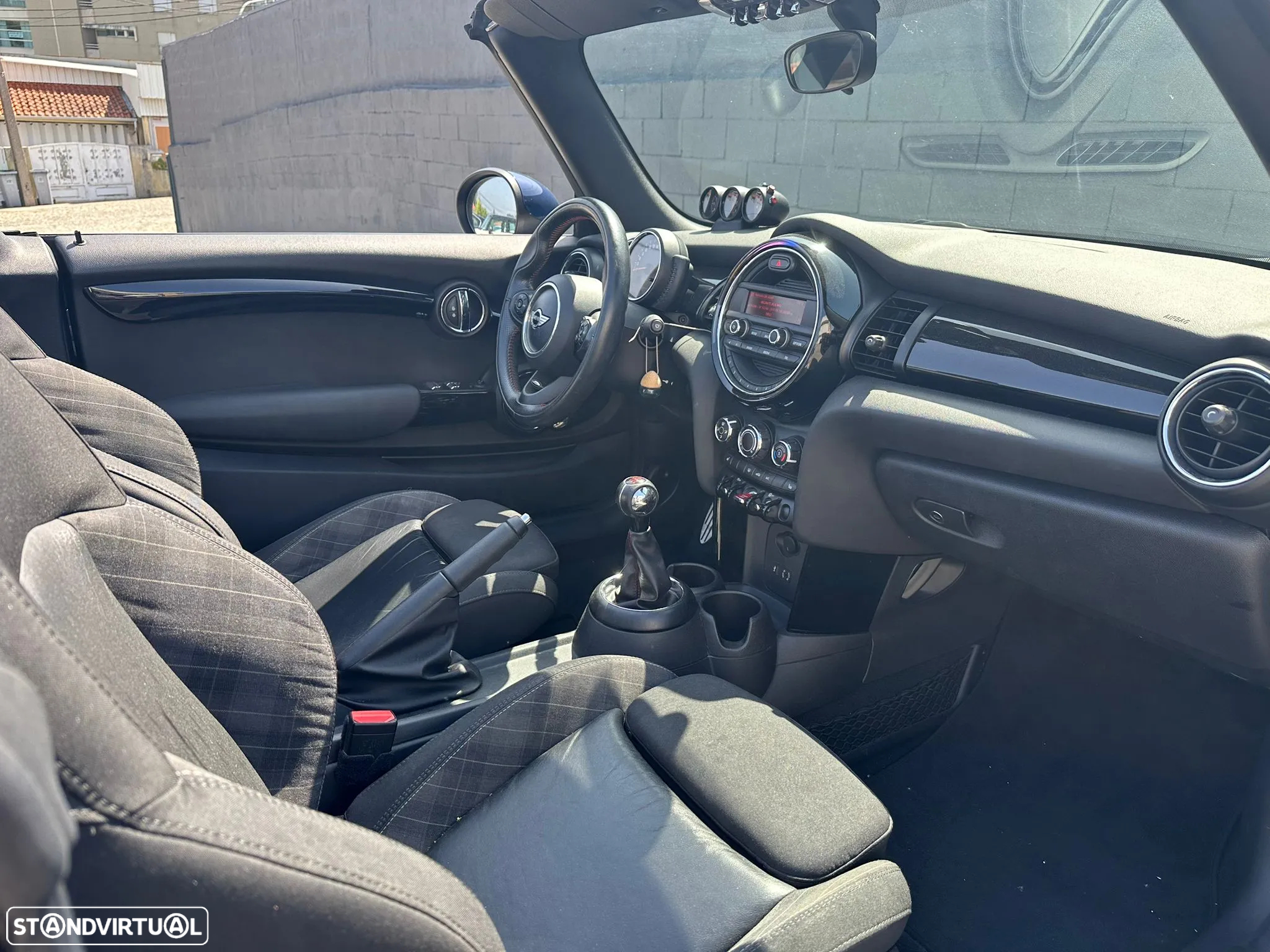 MINI Cabrio One - 19