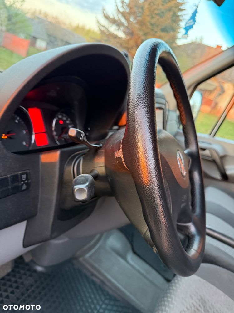 Volkswagen Crafter - 27