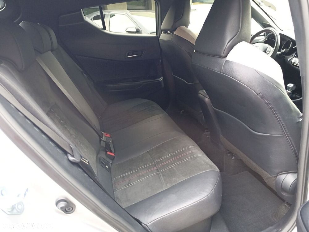 Toyota C-HR 1.8 Hybrid GPF GR Sport - 11