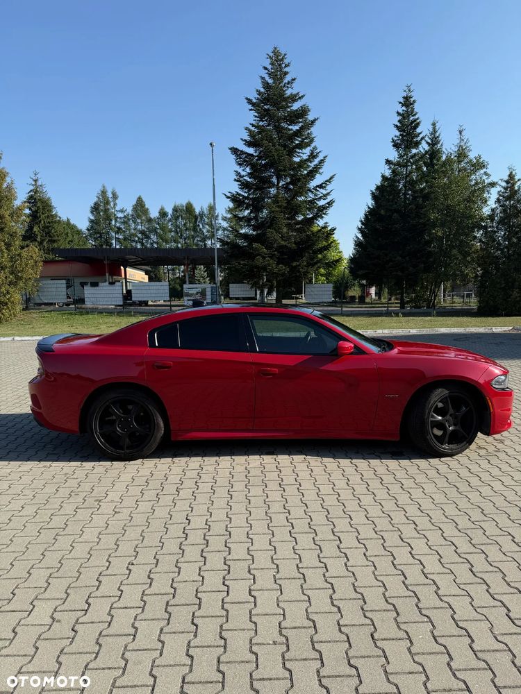 Dodge Charger ver-5-7-r-t - 7