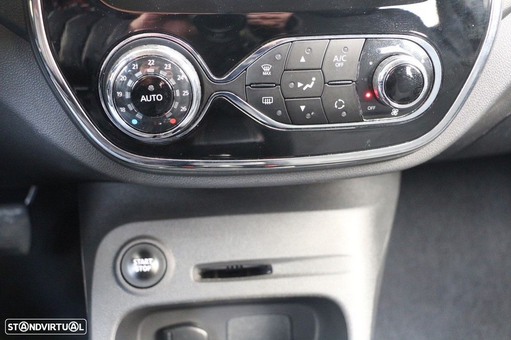 Renault Captur 0.9 TCE Exclusive - 27