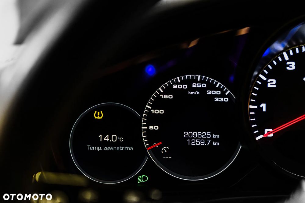 Porsche Panamera GTS - 10