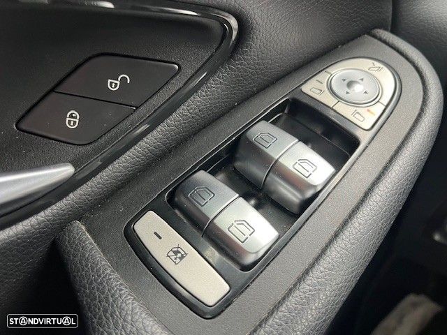 Mercedes-Benz GLC 300 e 4Matic - 14