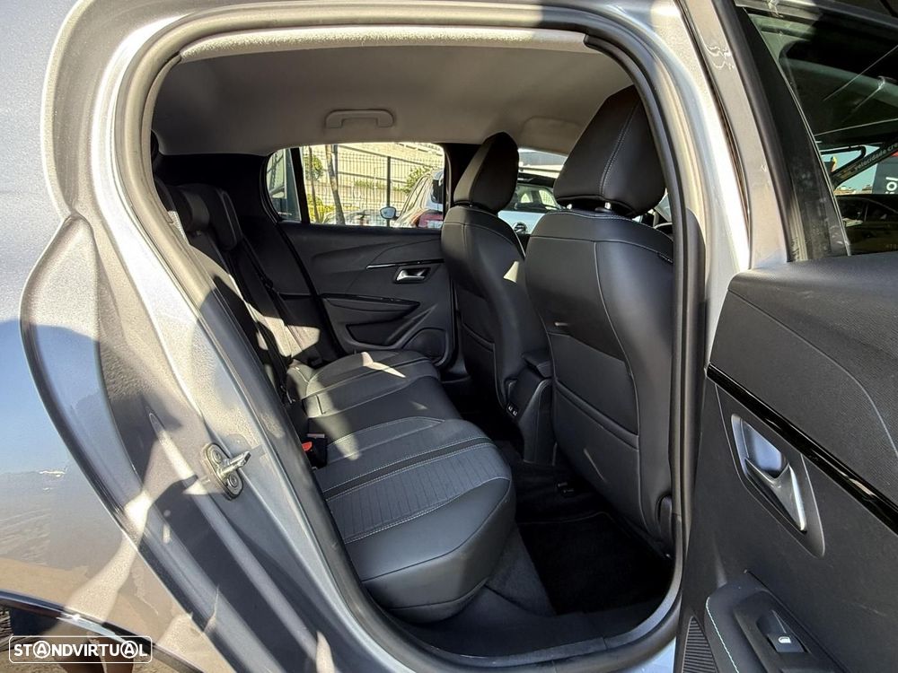 Peugeot e-208 50 kWh Allure - 41