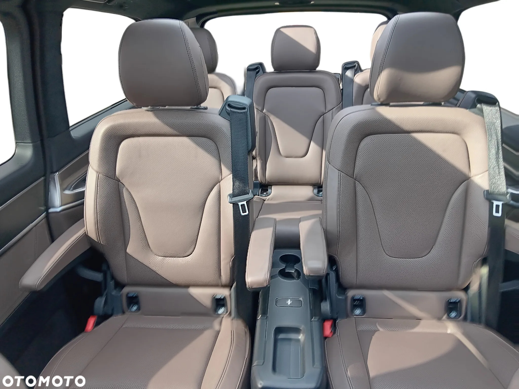 Mercedes-Benz Klasa V 300 d 4-Matic Exclusive 9G-Tronic (d³ugi) - 10