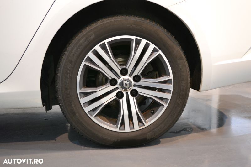 Renault Megane TCe 140 EDC GPF Intens - 7