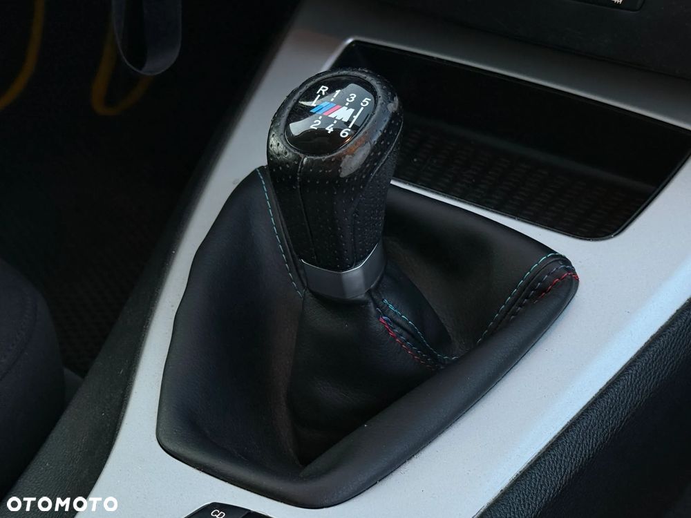 BMW Seria 3 320i - 22