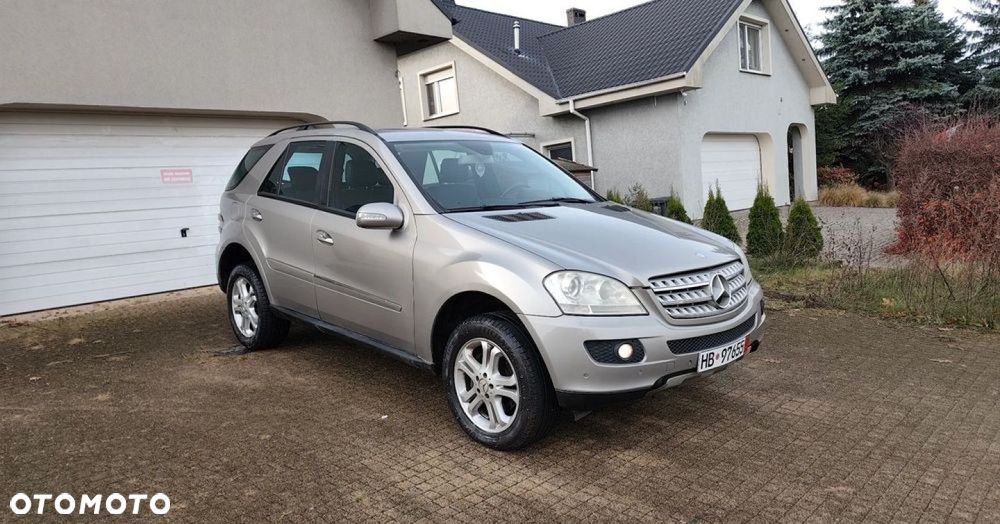 Mercedes-Benz ML - 27