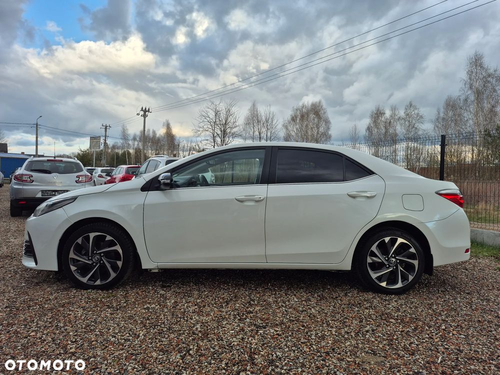 Toyota Corolla 1.6 Executive - 11